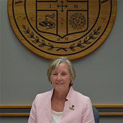 Mayor Beth Taylor